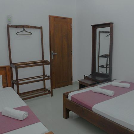 Wilpattu Restaurant & Guest House Pahala Maragahawewa エクステリア 写真
