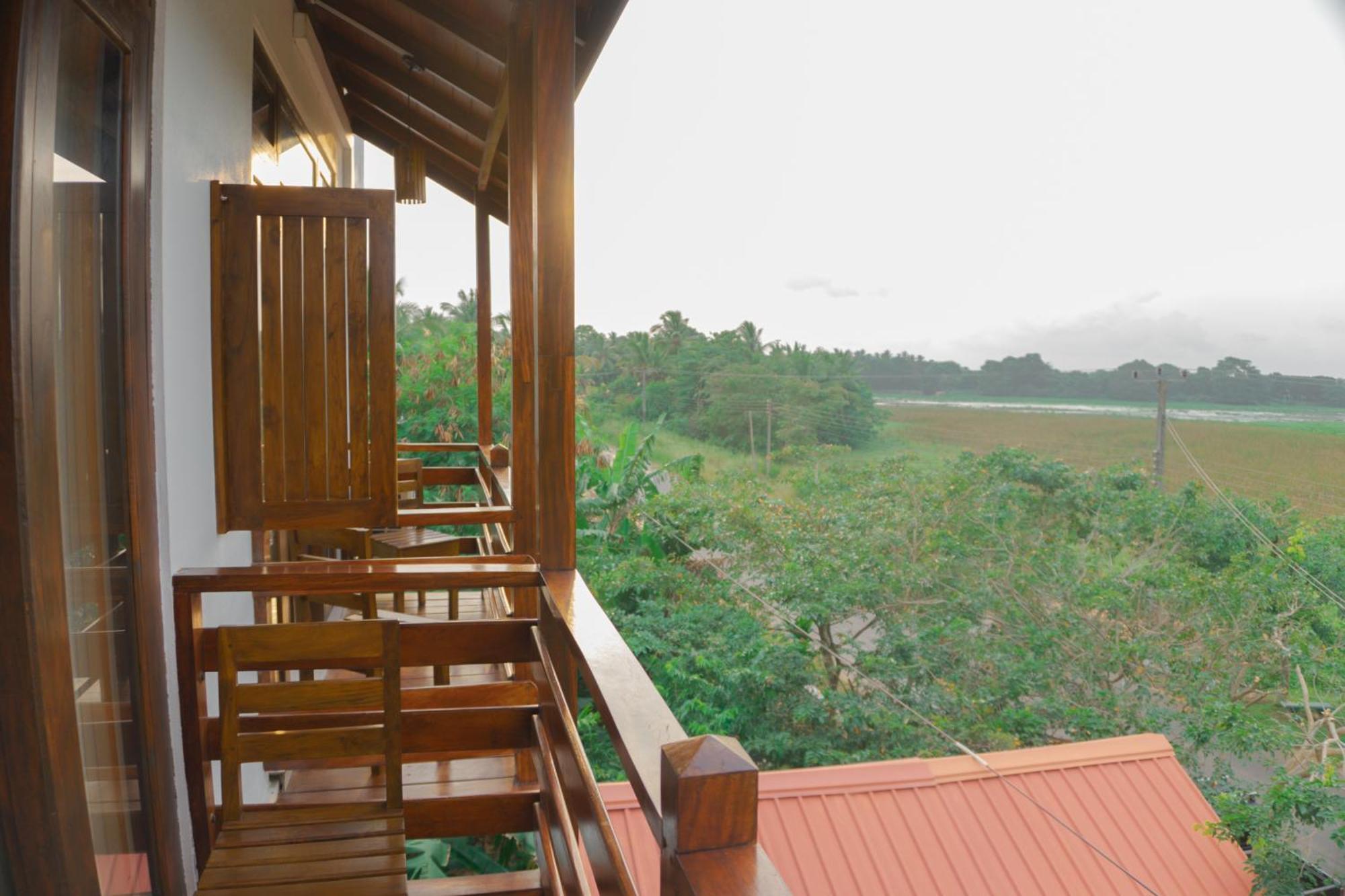 Wilpattu Restaurant & Guest House Pahala Maragahawewa エクステリア 写真