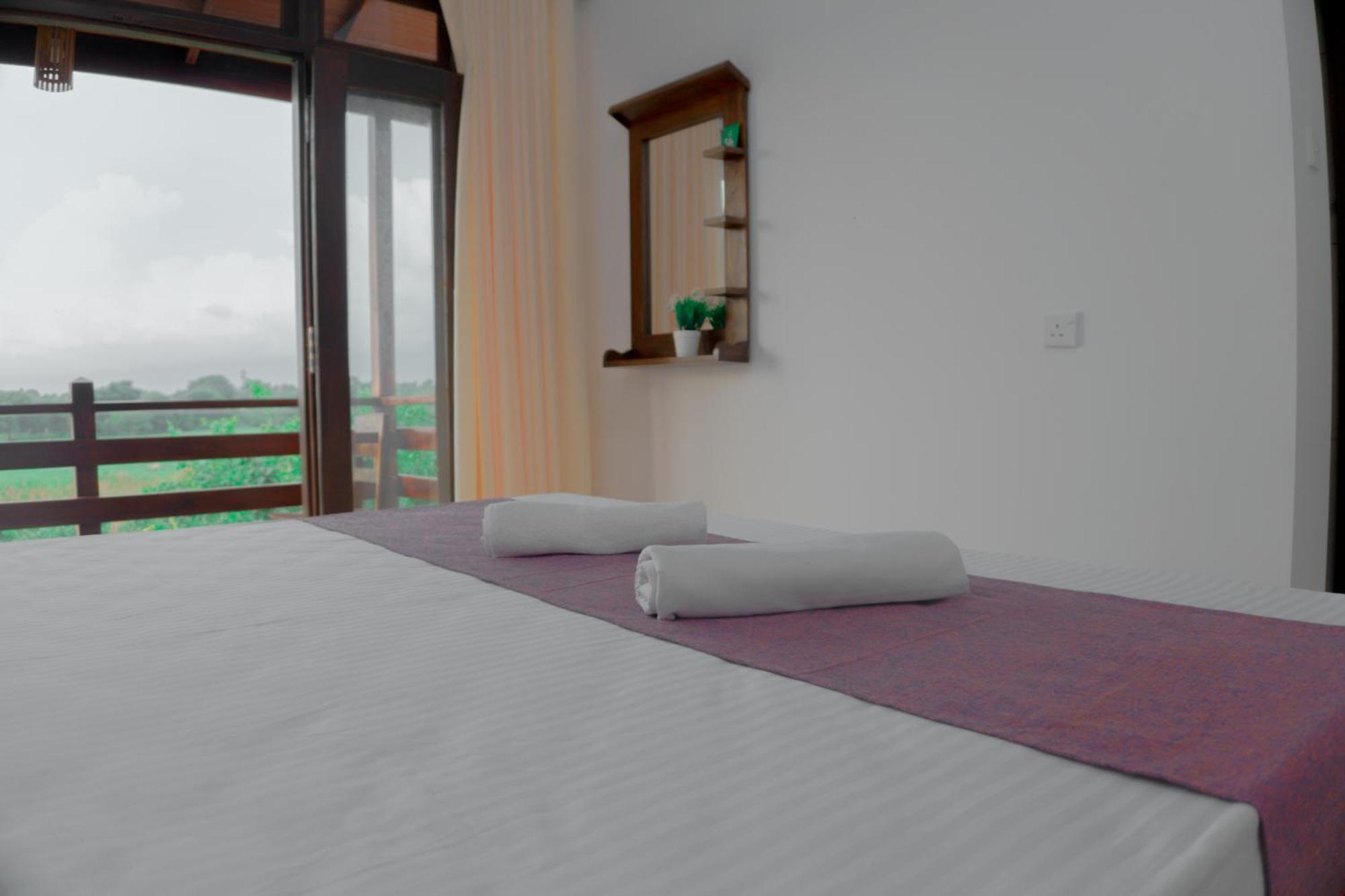 Wilpattu Restaurant & Guest House Pahala Maragahawewa エクステリア 写真
