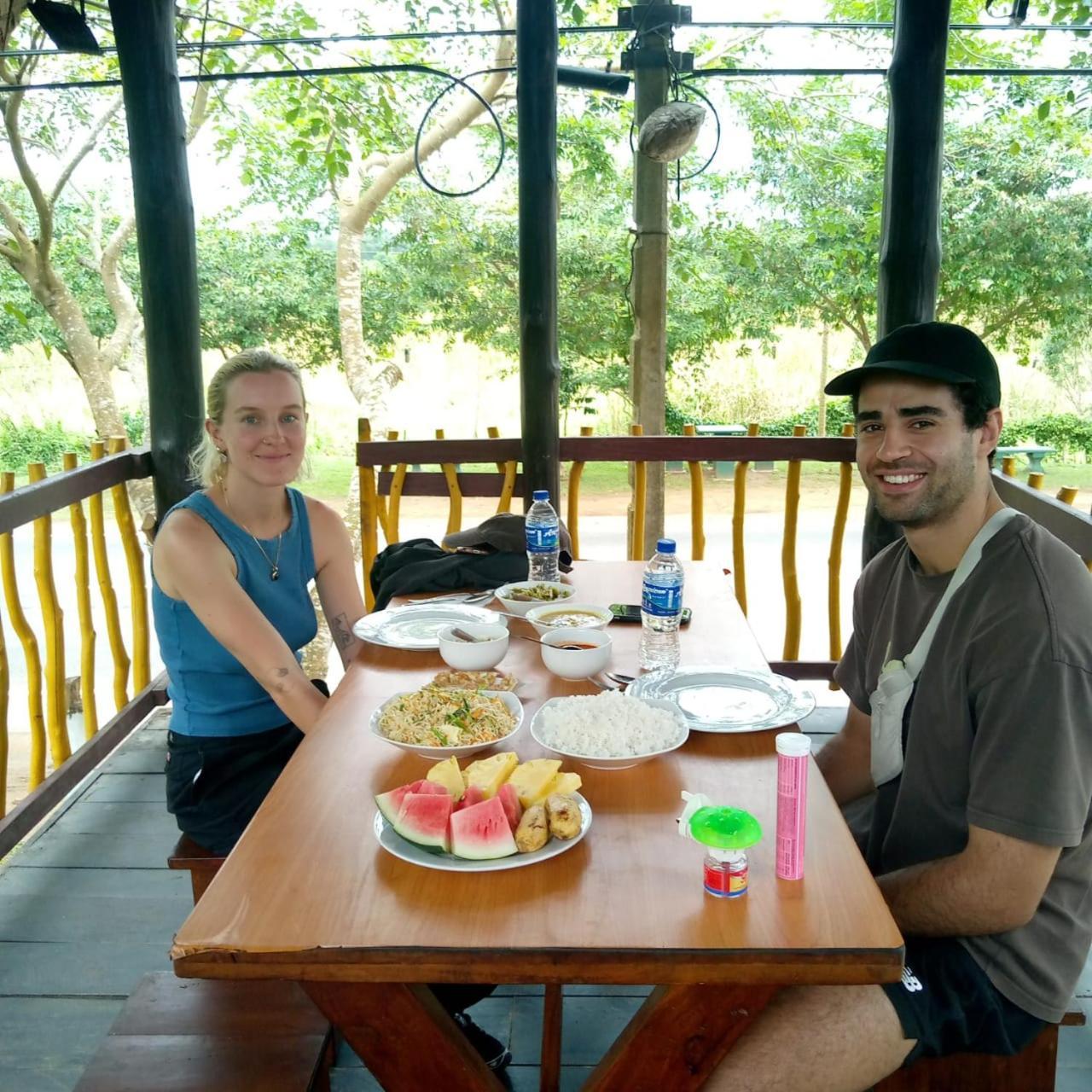 Wilpattu Restaurant & Guest House Pahala Maragahawewa エクステリア 写真